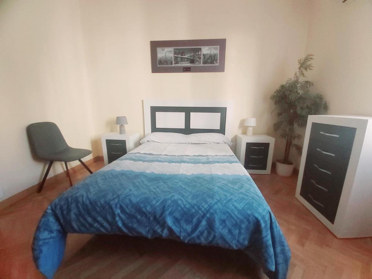 Апартаменты Apartamento En Retiro Мадрид Экстерьер фото